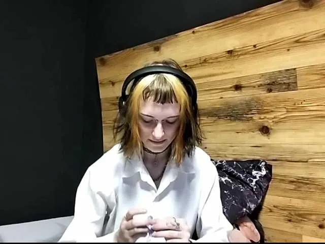 NellieKlingelhoefer — I recently decided to try something new for myself and came here to **********. For me, it's a way to open up better, communicate with different people, and maybe make new friends who share my interests.