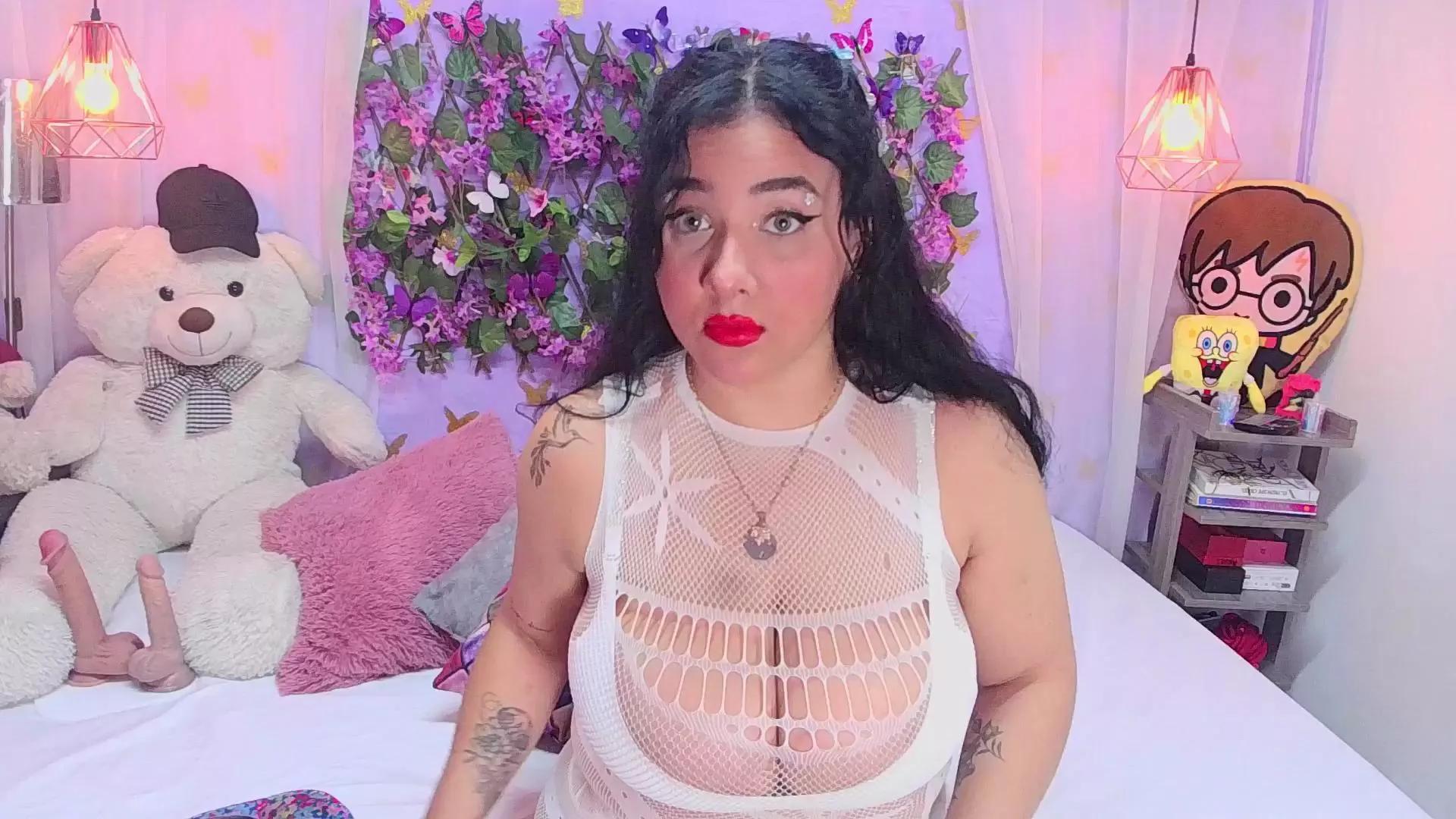 Incite your curiosities: Get slutty and please these hot girls hosts, who will reward you with bonkers garments and vibrators