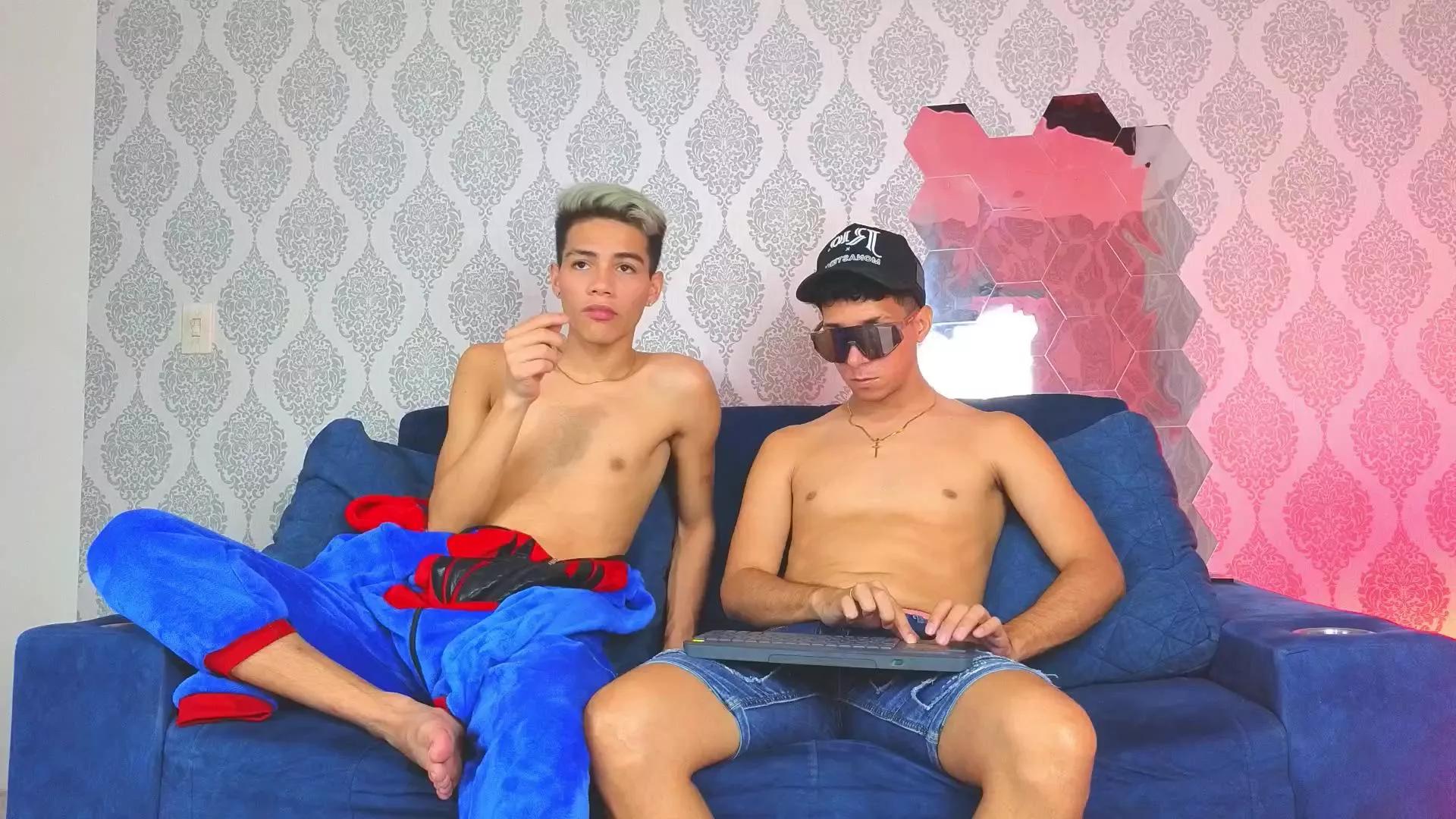 Incite your curiosities: Get slutty and please these hot girls hosts, who will reward you with bonkers garments and vibrators