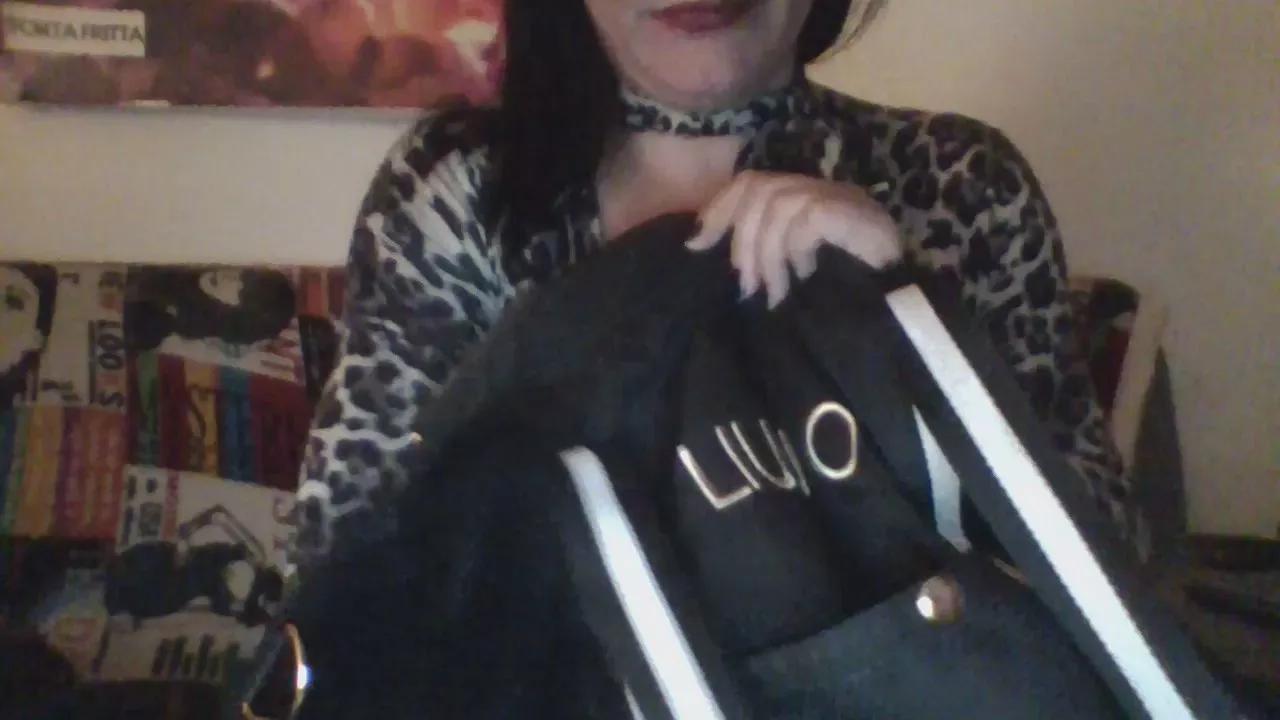 Dulcinea_sexy from Cam4 is Freechat
