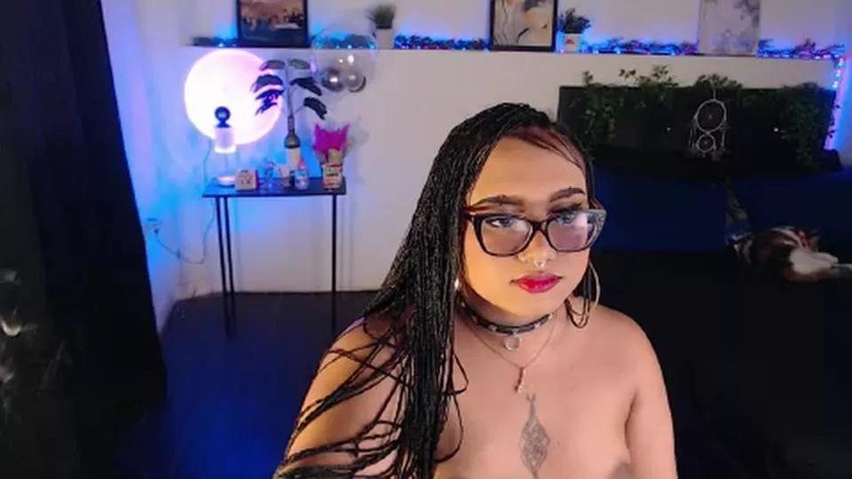 Incite your curiosities: Get slutty and please these hot girls hosts, who will reward you with bonkers garments and vibrators