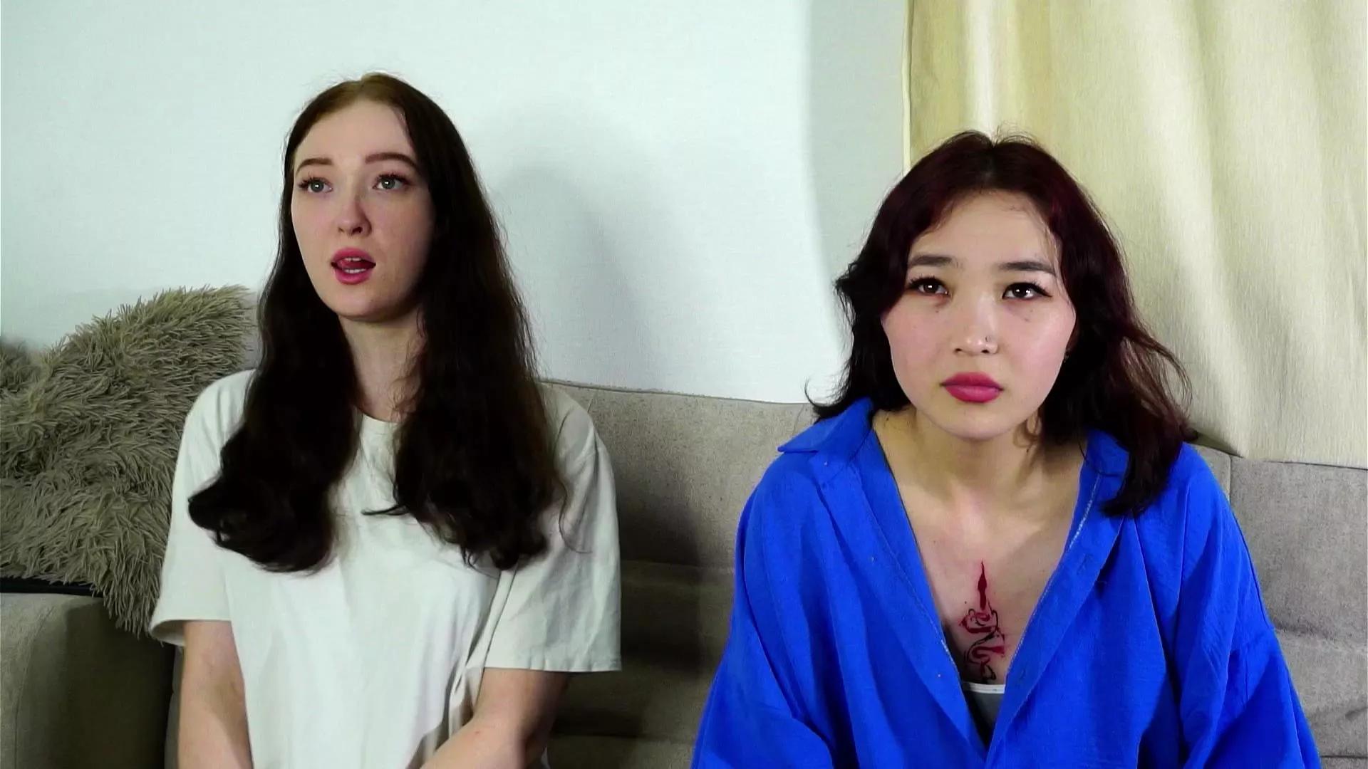 Incite your curiosities: Get slutty and please these hot girls hosts, who will reward you with bonkers garments and vibrators