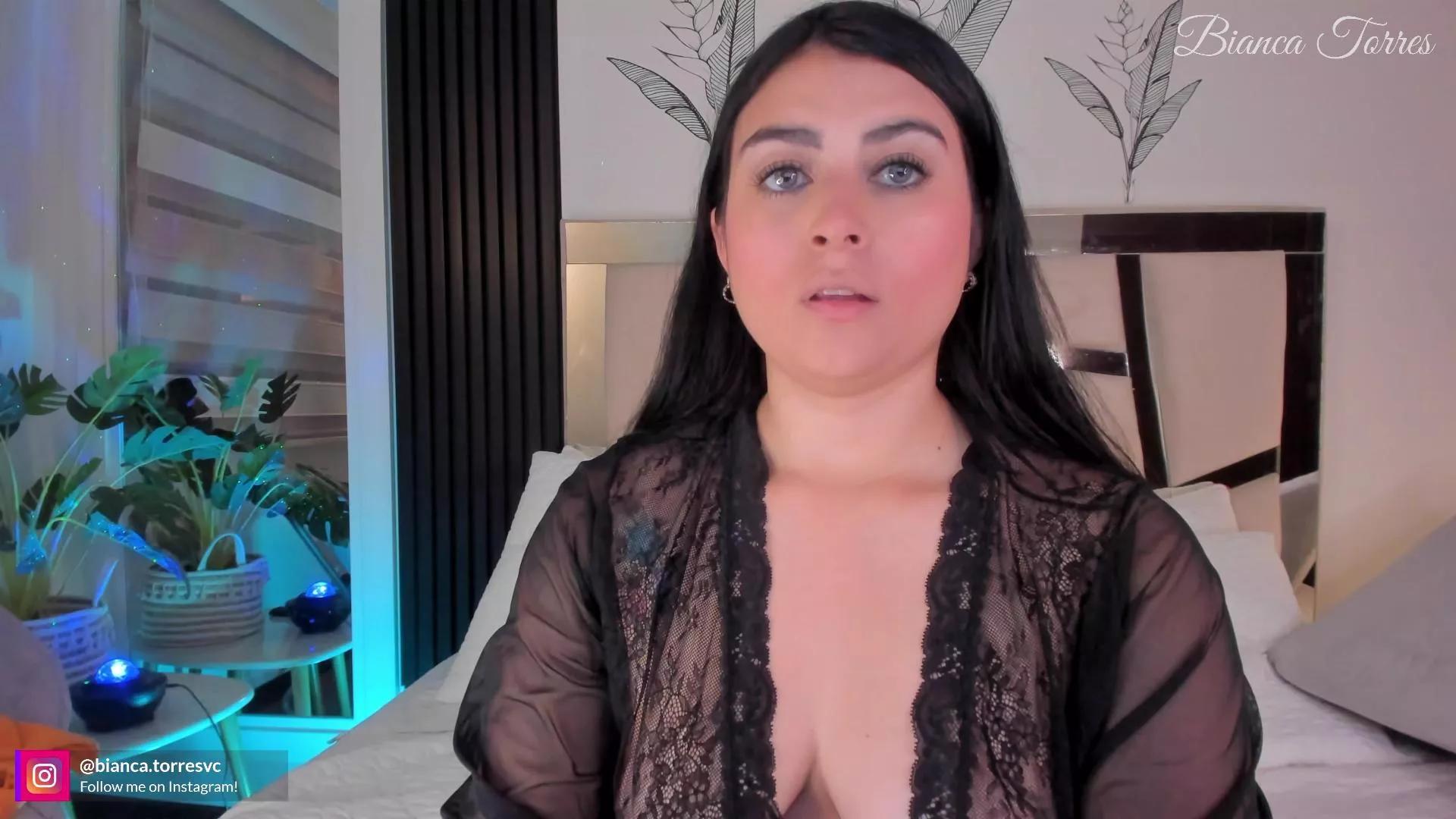 Incite your curiosities: Get slutty and please these hot girls hosts, who will reward you with bonkers garments and vibrators