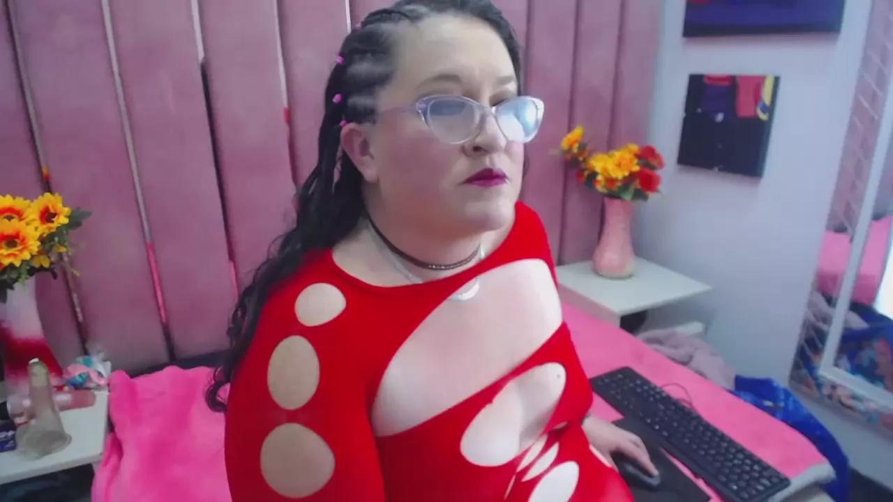 Incite your curiosities: Get slutty and please these hot girls hosts, who will reward you with bonkers garments and vibrators