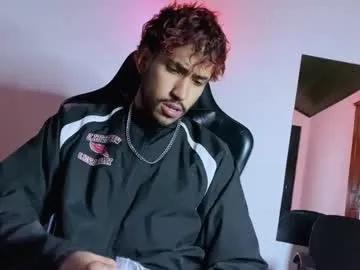 3v1l_ — Play a game naked 5 minutes  [82 tokens left] #master #party #alpha #videogames #bdsm