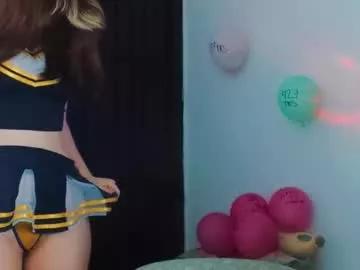 Check-out our online cams range and interact on a personal level with our sweet girls streamers, showing off their voluptuous shapes and toys.