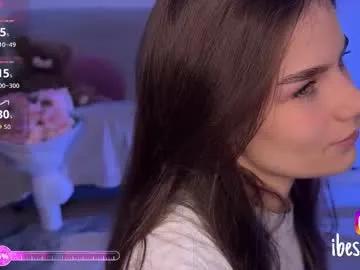 adriana_allen — squats on cam [250 tokens left] #shy #new #18 #teen #feet