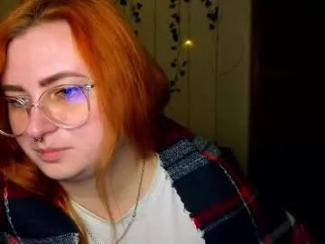 alicia_side_red — GOAL: small gift for Alicia [200 tokens left] #new #nonude #bigboobs #c2c #feet