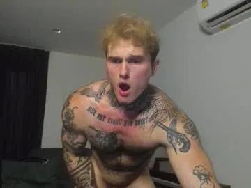 andy_hunk — Tip 25 tokens to roll the dice! Type /prizes to see the list. Privates are available. #cum #muscle #horny #hairy #uncut