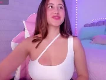 Check-out our online cams range and interact on a personal level with our sweet girls streamers, showing off their voluptuous shapes and toys.