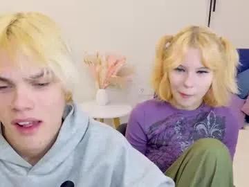 bonnie_and_c1yde — GOAL: remove t-shirt [16 tokens remaining] pvt open #couple #skinny #teen #young #new