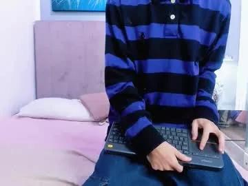 bruce_hans — Ass play [94 tokens left] #latin #new #bigcock #cum #young