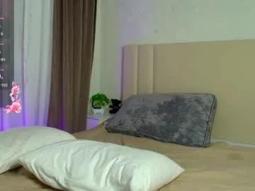 crazy__berry — GOAL: It's time to remove these panties [124 tokens remaining] Welcome to my room! Pvt open control include #french #skinny #18 #new #lovense