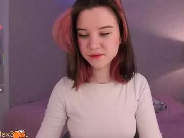 Check-out our online cams range and interact on a personal level with our sweet girls streamers, showing off their voluptuous shapes and toys.