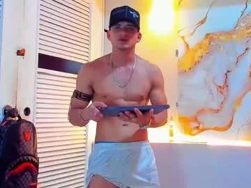 danii_scot — GOAL: full naked [278 tokens remaining] Welcome to my room! im danii very good #bigcock #cum #master #latino #muscle