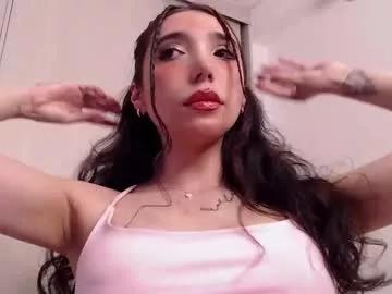 Check-out our online cams range and interact on a personal level with our sweet girls streamers, showing off their voluptuous shapes and toys.