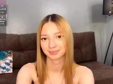darylgerald — Goal:smile and wink close up> #18 #new #teen #shy #blonde [44 tokens remaining]