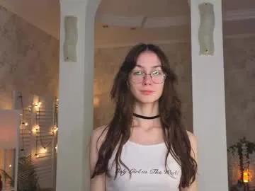 defeded_lovee — Its Amy Firts Days! GOAL: Look in Cam without Glasses #18 #new #shy #teen #natural [25 tokens remaining]