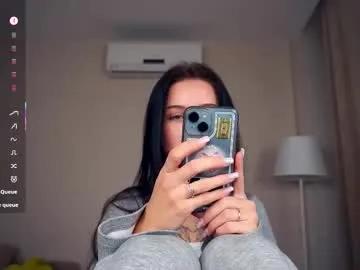 delanakimbral — Take off my pants and spank me in doggy pose [221 tokens remaining] Hello guys! Im Tessa! Im #new here and ofc Im #shy ^^ Im also #18 #skinny and #daddy
