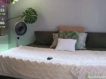 deliciousmonster30 —  Cum Say Hi  // GOAL: 10 Wooden Spoon Spanks [36 tokens left] #hairypussy #natural #bigboobs #new #tease