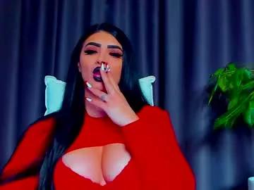 Check-out our online cams range and interact on a personal level with our sweet girls streamers, showing off their voluptuous shapes and toys.