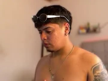 drakenn_ — GOAL: hard cock [333 tokens remaining] Today in work #french  #muscle  #bigcock   #chubby  #smoke