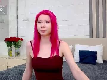 Check-out our online cams range and interact on a personal level with our sweet girls streamers, showing off their voluptuous shapes and toys.