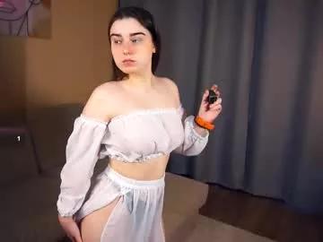 Check-out our online cams range and interact on a personal level with our sweet girls streamers, showing off their voluptuous shapes and toys.