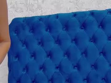 Check-out our online cams range and interact on a personal level with our sweet girls streamers, showing off their voluptuous shapes and toys.