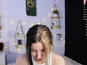 emmie_everly — Take off top< HEHEHEHEHEHE><  #new #18 #skinny #shy #petite [241 tokens remaining]