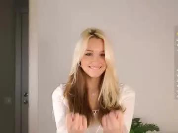 emmiemurray — g: lick my finger close to cam / Call me Aurora, I'm from Venice, I'm #18 y.o. Will you be my friend? #shy #new #teen #blond [24 tokens remaining]