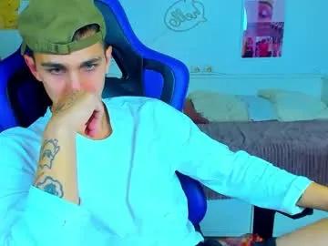 frank_mooree — CUMSHOW  #muscle #bigcock #findom #cum #new [1999 tokens remaining]