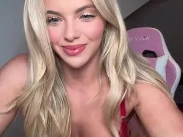gracieparker — take my bra off daddy. make me wet (; [2916 tokens remaining]