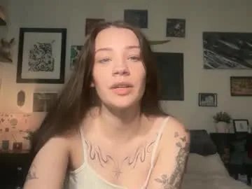 hannahtaylorr — bottoms off  #blueeyes #18 #natural #brunette #young [1111 tokens remaining]