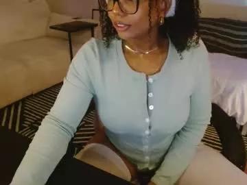 Check-out our online cams range and interact on a personal level with our sweet girls streamers, showing off their voluptuous shapes and toys.