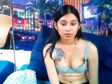 Check-out our online cams range and interact on a personal level with our sweet girls streamers, showing off their voluptuous shapes and toys.