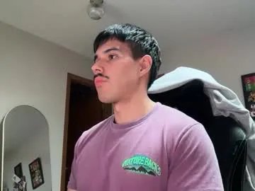 infamouslucas — huge cum show [1955 tokens left]