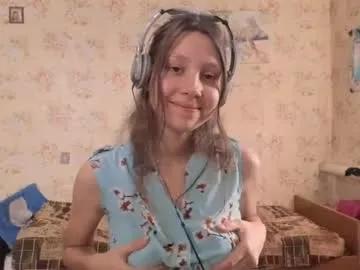 kamisalling — GOAL>Spank my little butt x5 < :)< #new #18 #teen #cute #shy [37 tokens remaining]