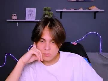karl_mans — GOAL: take off your t-shirt [0 tokens remaining] Welcome to my room! #sph #bigcock #pvt #18 #teen