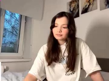 kassandrataulbee — GOAL: Take off my shorts [333 tokens remaining] <: I'm Kira, I'm feeling playful today... Join me? #skinny #asian #18 #shy #new