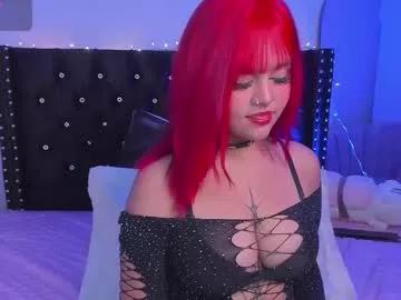 Check-out our online cams range and interact on a personal level with our sweet girls streamers, showing off their voluptuous shapes and toys.