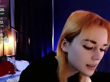 kiara_dream — GOAL: Dancing with massage boobs [162 tokens remaining] Lets get a party guys! <3 #young #skinny #shy #petite #teen