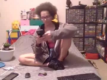 Check-out our online cams range and interact on a personal level with our sweet girls streamers, showing off their voluptuous shapes and toys.