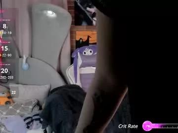 Check-out our online cams range and interact on a personal level with our sweet girls streamers, showing off their voluptuous shapes and toys.