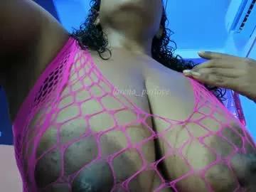 Check-out our online cams range and interact on a personal level with our sweet girls streamers, showing off their voluptuous shapes and toys.