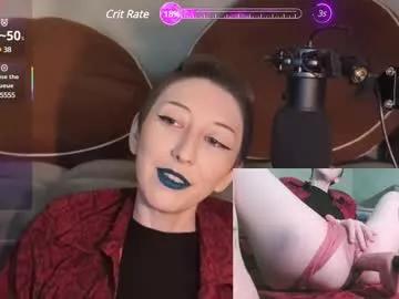 Check-out our online cams range and interact on a personal level with our sweet girls streamers, showing off their voluptuous shapes and toys.