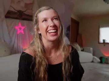 lucy_gooosey from Chaturbate is Freechat