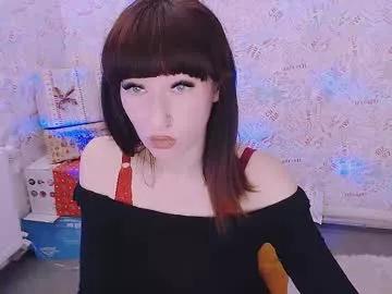 Check-out our online cams range and interact on a personal level with our sweet girls streamers, showing off their voluptuous shapes and toys.