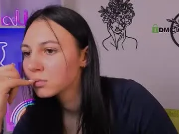 mira_vibe — GOAL: show your butt in panties [754 tokens remaining] Welcome to my room! #feet #cute #shy #c2c #natural #lesbianshow