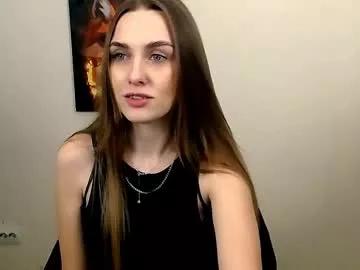 Check-out our online cams range and interact on a personal level with our sweet girls streamers, showing off their voluptuous shapes and toys.